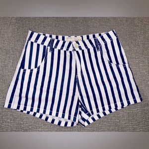 Size 2, white and blue